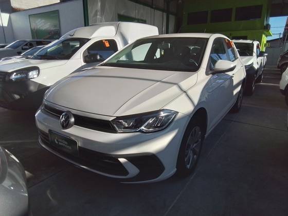 VOLKSWAGEN POLO 1.0 MPI MANUAL VOLKSWAGEN POLO 1.0 MPI MANUAL